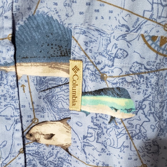 Columbia Hawaiian Button Down Fish Pattern - Picture 4 of 4